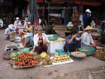 Marché local au Centre
